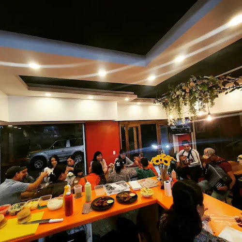 Opinii despre Living Restobar în Cotacachi - Gastronomía y hostelería