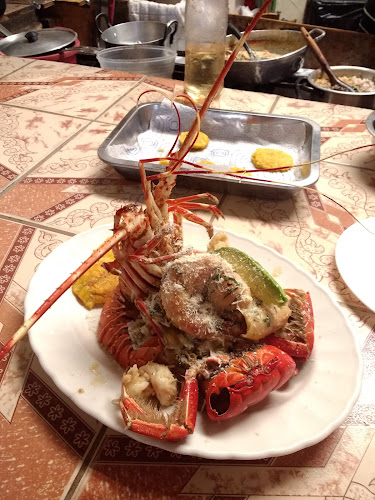 Opinii despre Cecilia Restaurante în Milagro - Gastronomía y hostelería