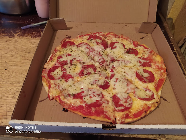 Victorianos Pizza