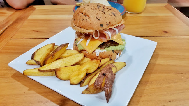 Av. Narcisa de Jesús Solar 3, Guayaquil 090504