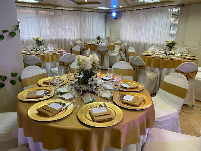 18 de Noviembre &, Loja