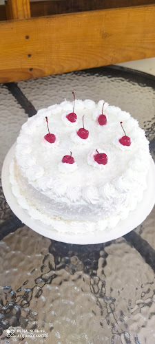 Salinas tercera av calle armando barreto atrás del bco pch de salinas, Salinas