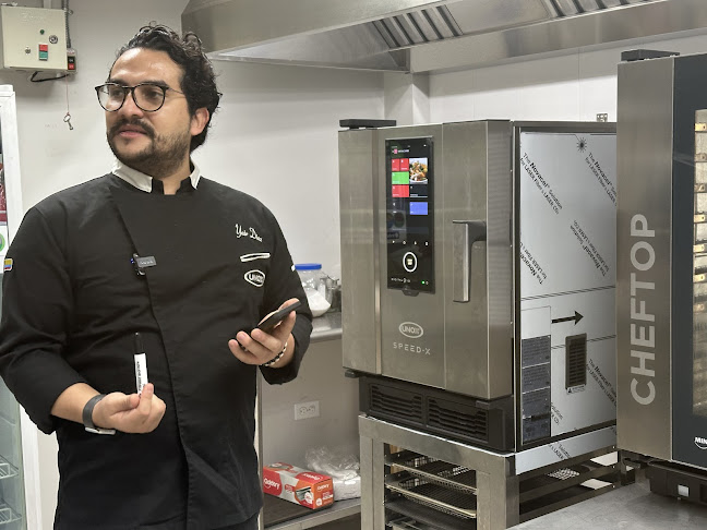 Opinii despre Equindeca Matriz Cuenca în Cuenca - Gastronomía y hostelería