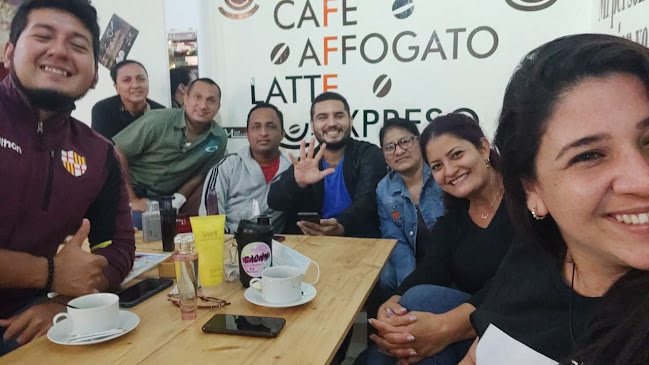 Molina Market & Coffee - Gastronomía y hostelería