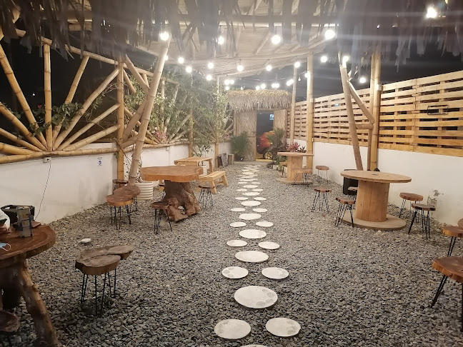 Mali Resto Bar - Salinas