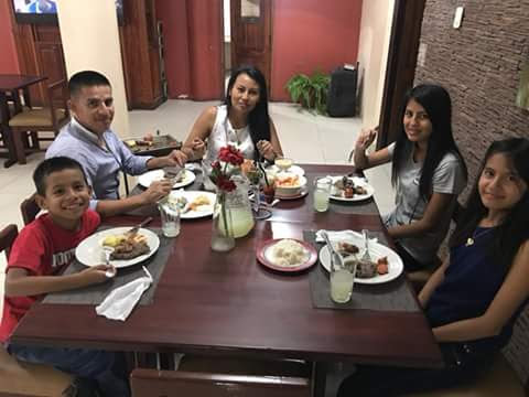 Avenida Kennedy 703, Esmeraldas