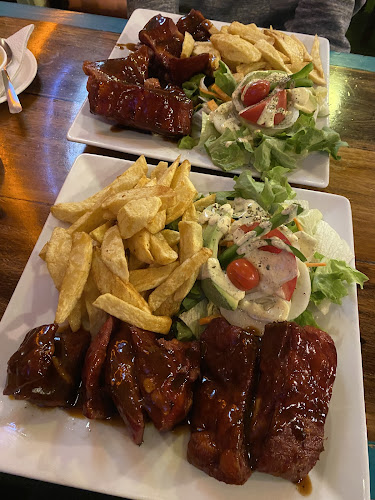 Comentarii opinii despre La Taberna Bar&Grill Otavalo