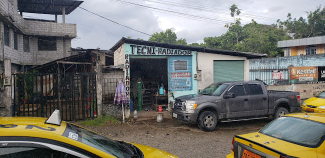 LA ESQUINA, Licorería