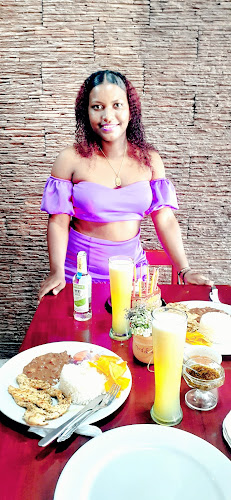 Opinii despre Parrilladas Los Helechos în Esmeraldas - Gastronomía y hostelería