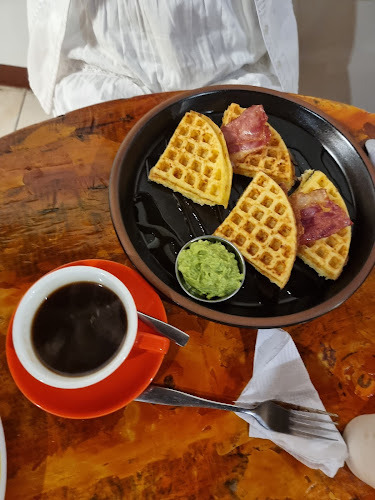 Girasoles de Van Gogh Cafe - Gastronomía y hostelería