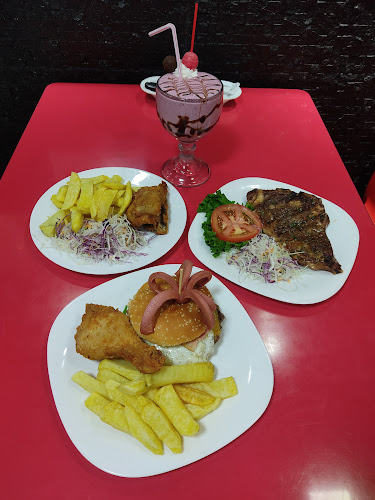 Canadian Burguer Fast Food - Quito