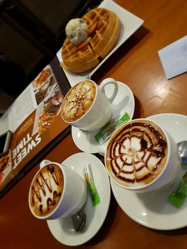 Heladeria "Pinguino Gourmet" - Gastronomía y hostelería