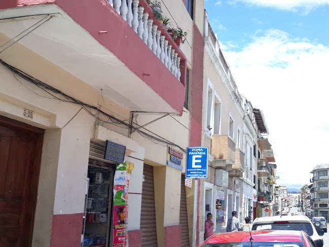 Opinii despre Lexus Bar Karaoke în Cuenca - Gastronomía y hostelería