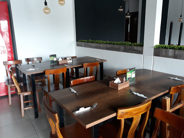 Centro Comercial Polaris, Av Isidro Ayora Cueva 6 y, Guayaquil