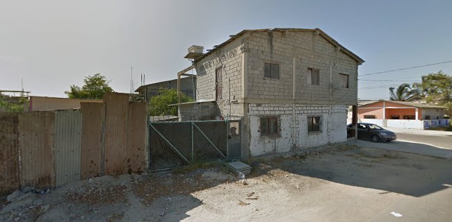 entre la, C. 24 y 15, La Libertad 240201