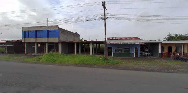 Restaurante El Sabor Tipico. Bollos asados .tortillas de maiz hornadas bolones .secos y mariscos .