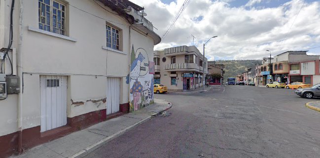 SU PASTELERÍA FRUTAS & CREMA