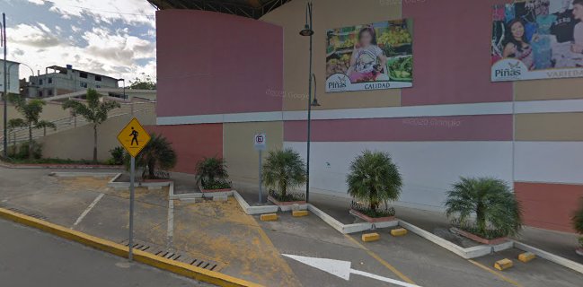 Mercado nuevo de piñas