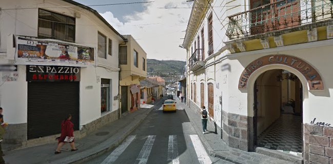 Milos Heladerías (Ambato)